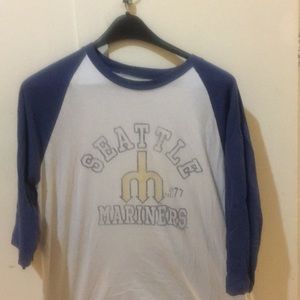3/4 sleeved Seattle mariner t shirt